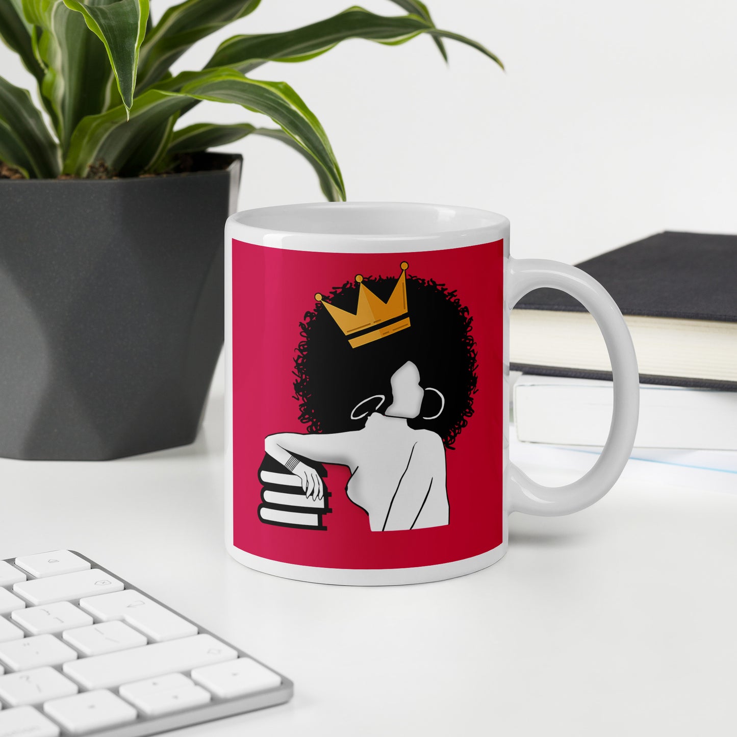 Reading Queen Mug